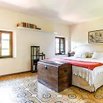 3 Bedroom Beautiful In 度假居